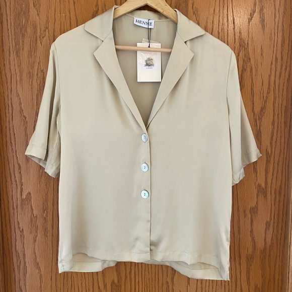 100% Silk Hemming Shirt by Henne - Picture 3 of 5